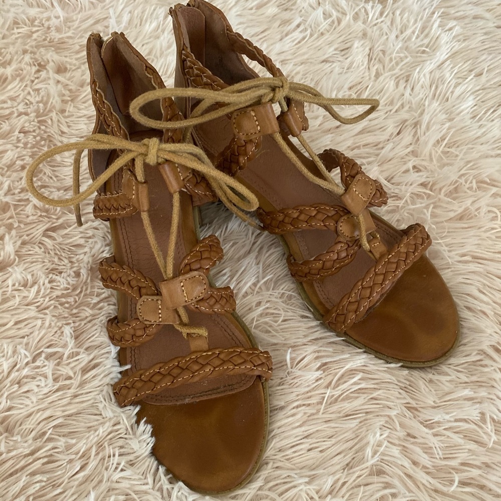 Tan Leather sandals